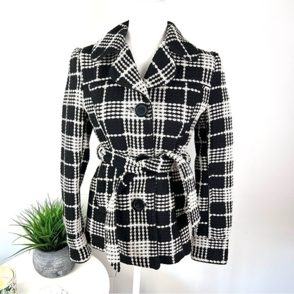 Me Jane Textured Plaid Belted jacket Black White Buttons size small - Picture 2 of 10